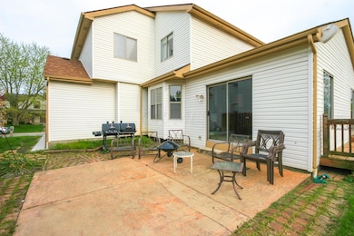 1310 Abbeyhill Dr, Worthington, OH 43085 - photo 3