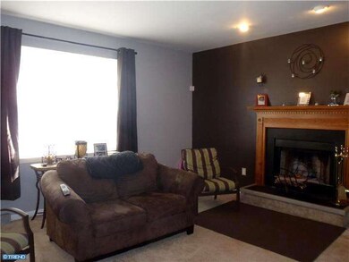 105 W Flagstone Dr, Newark, DE 19702 - photo 4