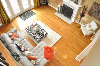 11041 Radleigh Ln, Louisville, KY 40291 - photo 5