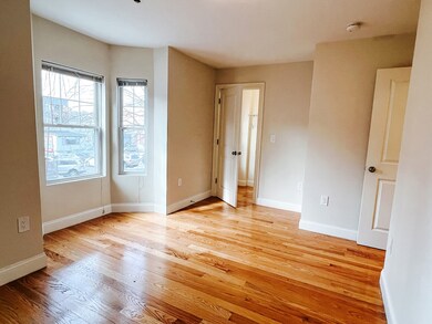 240 Prospect St unit 3, Cambridge, MA 02139 - photo 3