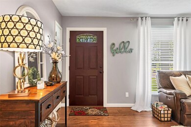 511 E Perry St, Maryville, IL 62062 - photo 6