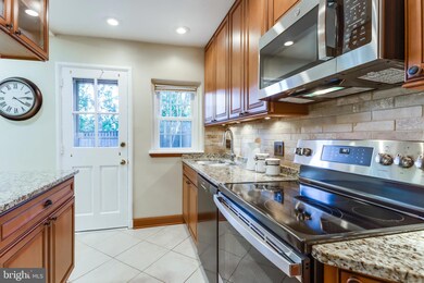 3509 S Stafford St unit A, Arlington, VA 22206 - photo 7