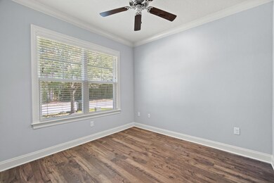 6-web-or-mls-106-laurel-oaks-dr