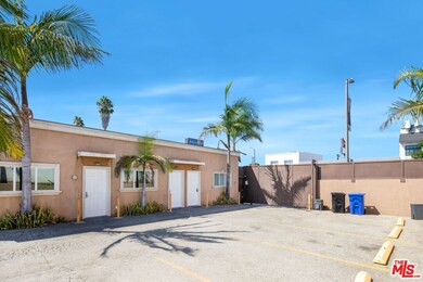 unlisted-address, Los Angeles, CA 90016 - photo 5