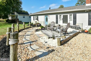 101 Brooks Dr, Colonial Beach, VA 22443 - photo 3