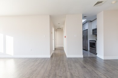 35 Desmoines Rd unit 503, Quincy, MA 02169 - photo 3