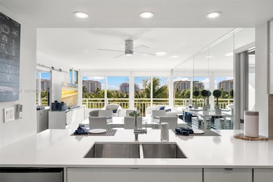 South Pointe Tower unit 401, Miami Beach, FL 33139 - photo 2