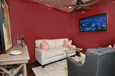 25 W Elm St unit 47, Greenwich, CT 06830 - photo 7