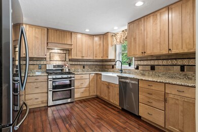 84 Locust St, Douglas, MA 01516 - photo 3