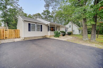 002_FrontDriveway
