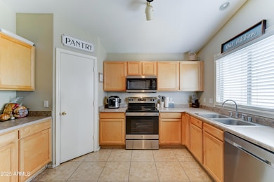 12131 w windrose Dr-4