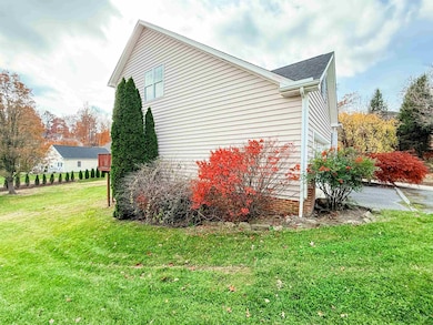 601 Regiment Rd, Penn Laird, VA 22846 - photo 3