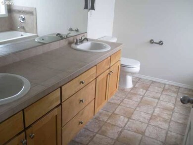 5914 NE 56th St, Vancouver, WA 98661 - photo 6