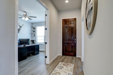 28104 Steepleridge Ct, Spring, TX 77386 - photo 3