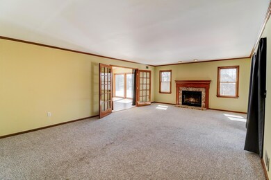 010_Living Room