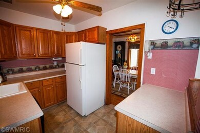 747 Knapp St NE, Grand Rapids, MI 49505 - photo 6