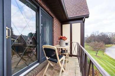 8 Rainbow Pond Dr unit 8, Walpole, MA 02081 - photo 3