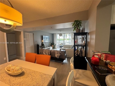 2711 Ocean Club Blvd unit 2022, Hollywood, FL 33019 - photo 5