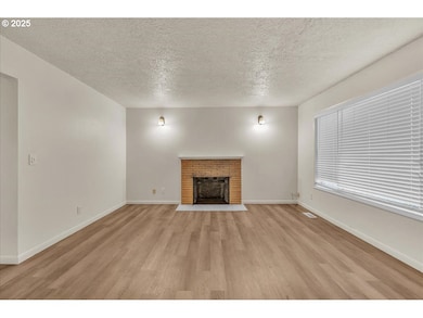 16570 SW Oak St, Beaverton, OR 97007 - photo 6