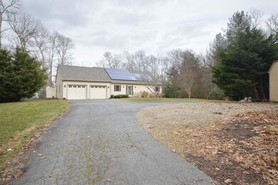 32 Crescent Rd, Mashpee, MA 02649 - photo 2