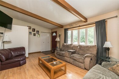 4200 Ford Ave NW, Cedar Rapids, IA 52405 - photo 2