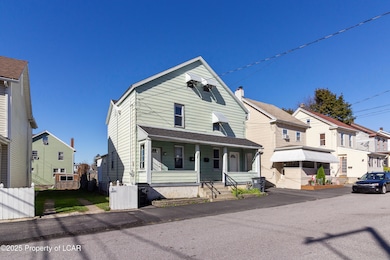 526 Garfield St, Hazleton, PA 18201 - photo 2