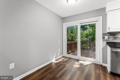 3724 Angelton Ct, Burtonsville, MD 20866 - photo 5