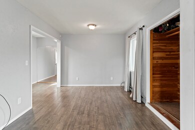 637 N Broadway St, Tekoa, WA 99033 - photo 7