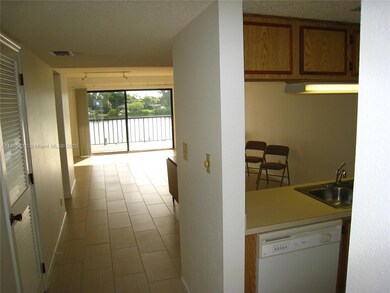 3111 Pass A Grille Way unit 109, Saint Pete Beach, FL 33706 - photo 3