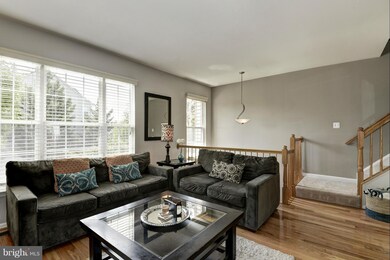 2570 James Madison Cir, Herndon, VA 20171 - photo 7