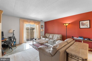 11218 Valley Forge Cir unit 1218, King of Prussia, PA 19406 - photo 7