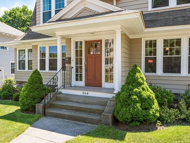 964 Pleasant St, Worcester, MA 01602 - photo 2