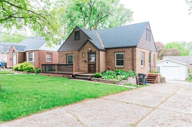 1242 57th Place, Des Moines, IA 50311 - photo 2