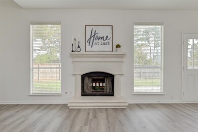 802 Arbor Pine, Tomball, TX 77375 - photo 5