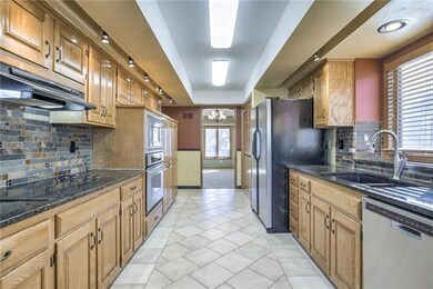 12608 W 85th Place, Lenexa, KS 66215 - photo 6