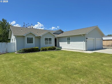 3115 Elm St, Baker City, OR 97814 - photo 2