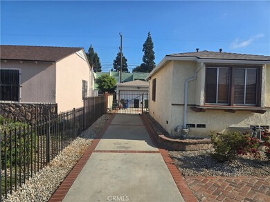 912 E 119th St, Los Angeles, CA 90059 - photo 2