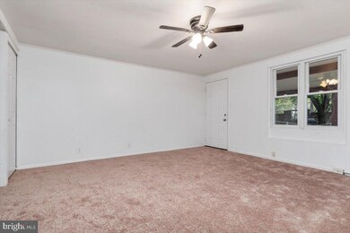 324 Bigley Ave, Halethorpe, MD 21227 - photo 7