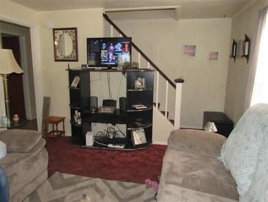 21 Mckenzie Dr unit 23, Claremont, NH 03743 - photo 5