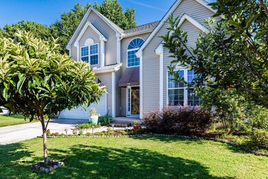 1500 Cypress Pointe Dr Mount-large-003-0
