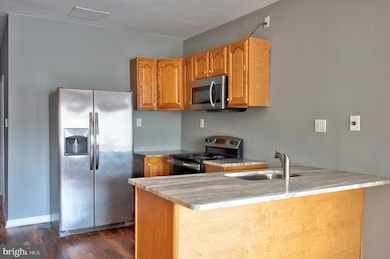 2608 E Fayette St, Baltimore, MD 21224 - photo 7