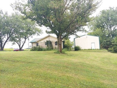 8350 Reynoldsburg Rd, Springville, TN 38256 - photo 4