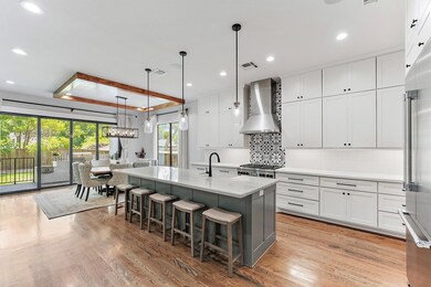 2010 Chippendale Rd, Houston, TX 77018 - photo 4