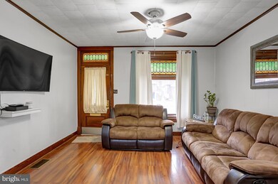 3426 Ridgeway St, Reading, PA 19605 - photo 5