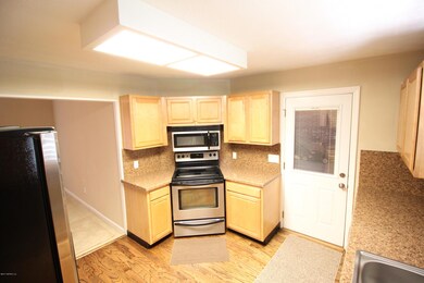 6742 Pottsburg Creek Trail, Jacksonville, FL 32216 - photo 7