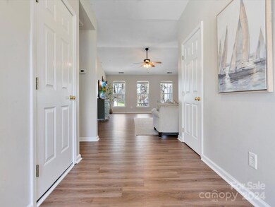 4933 Summerside Dr, Clover, SC 29710 - photo 4