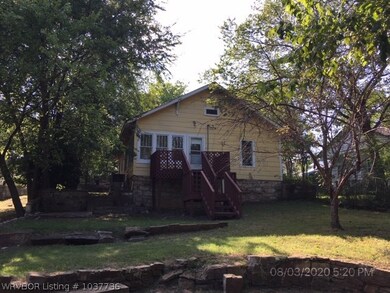 113 W 3rd St, Heavener, OK 74937 - photo 4