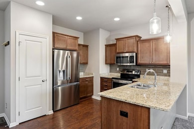 5895 Marble Cir, Johnston, IA 50131 - photo 6