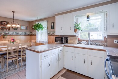 9 Riebe Ave, Webster, MA 01570 - photo 7