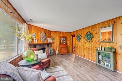 137 Mohawk Trail, Medford, NJ 08055 - photo 4